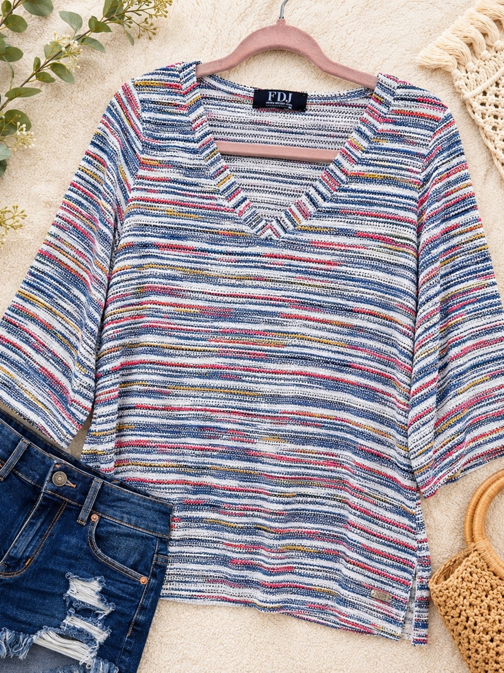 Summer Lovin’ 💜 FDJ Summer Nights Knit Top M